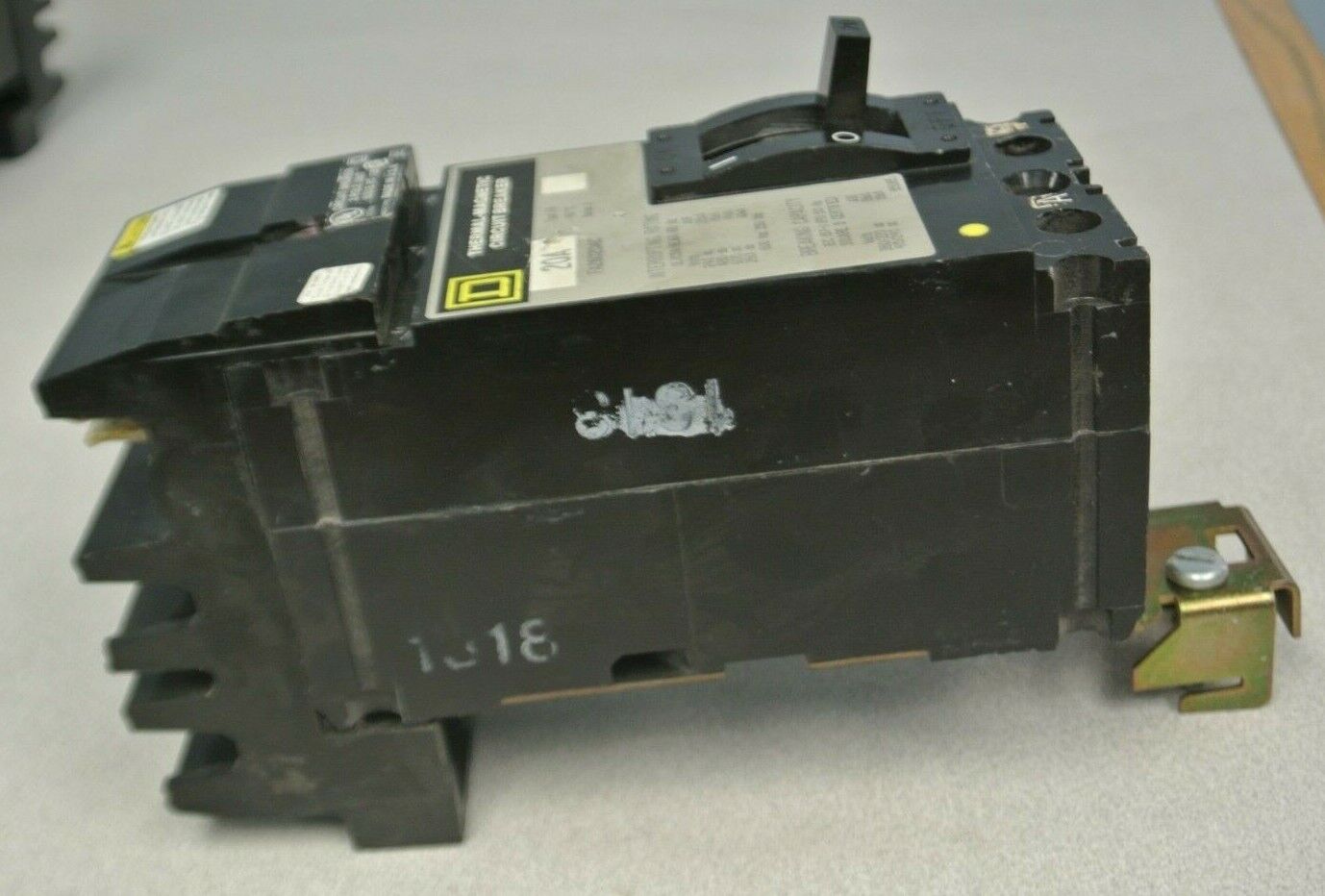 SQUARE D FA26020AC MOLDED CASE CIRCUIT BREAKER / 20A / 2-POLE / 600VAC