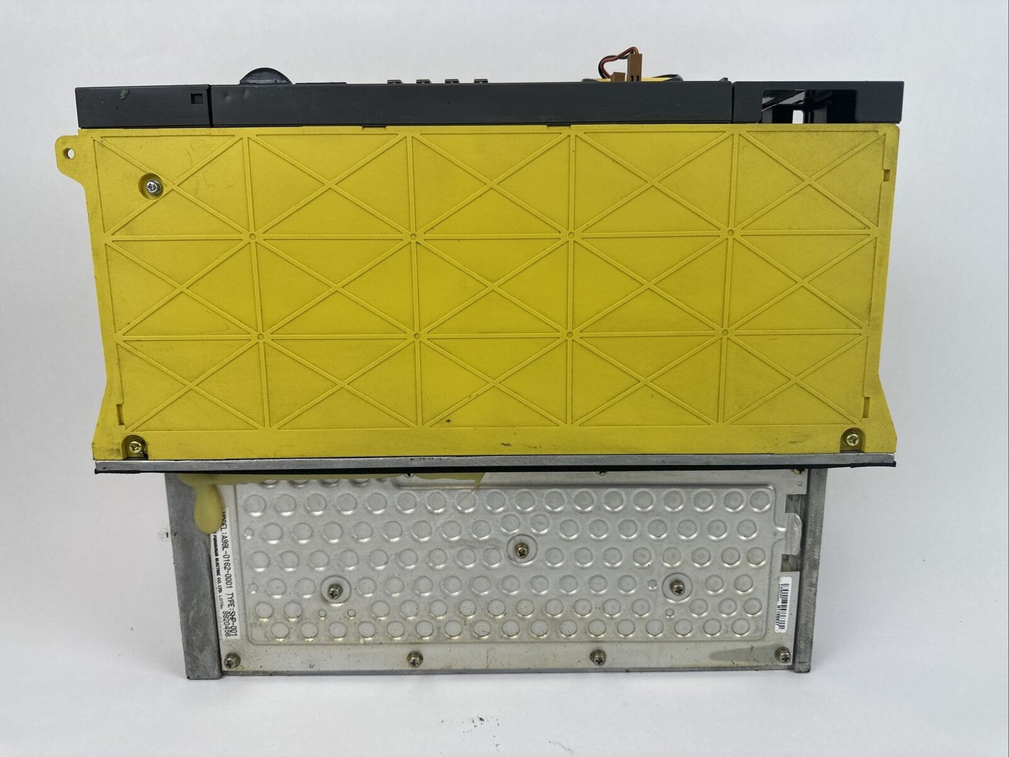 FANUC A06B-6096-H105 D SERVO AMPLIFIER OUTPUT 230VAC INPUT 283-325VDC