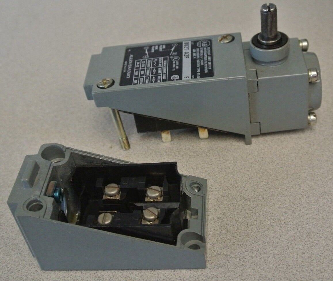 ALLEN-BRADLEY 802T-A2P Ser. F / OILTIGHT PLUG-IN LIMIT SWITCH / NEW SURPLUS