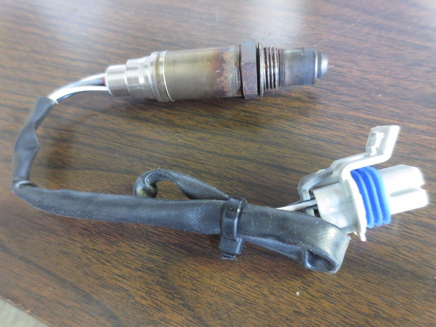 BOSCH 15895 PREMIUM OXYGEN SENSOR BUICK, CHEV, PONTIAC, SATURN, GMC NEW SURPLUS