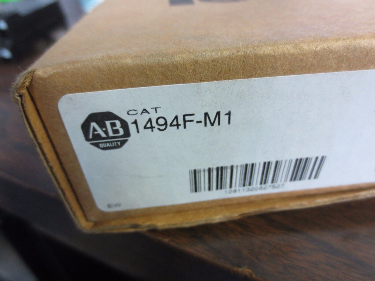 ALLEN-BRADLEY 1494F-M1 METAL DISCONNECT HANDLE (SMALL) - NEW SURPLUS