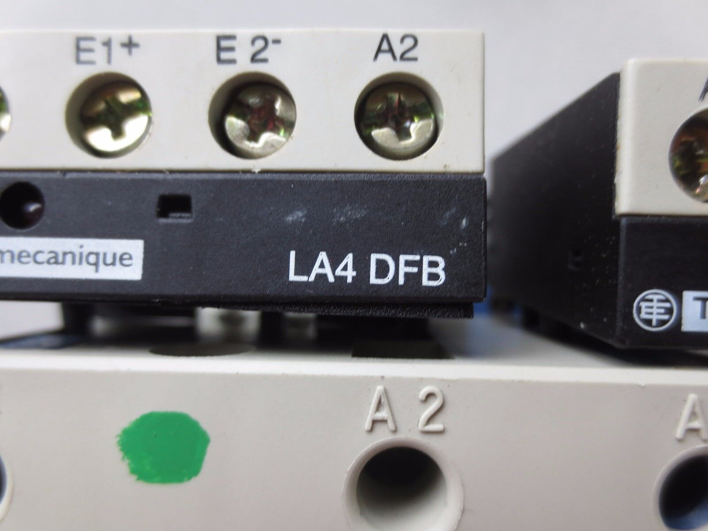TELEMECANIQUE LD5 LB130 + LA4 DFB (2) + LA1-LB015 + LB1LB03P05 REVERSING STARTER