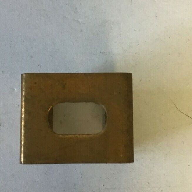 ILSCO C14 FUSE CLIP/HOLDER ****LOTOF7***