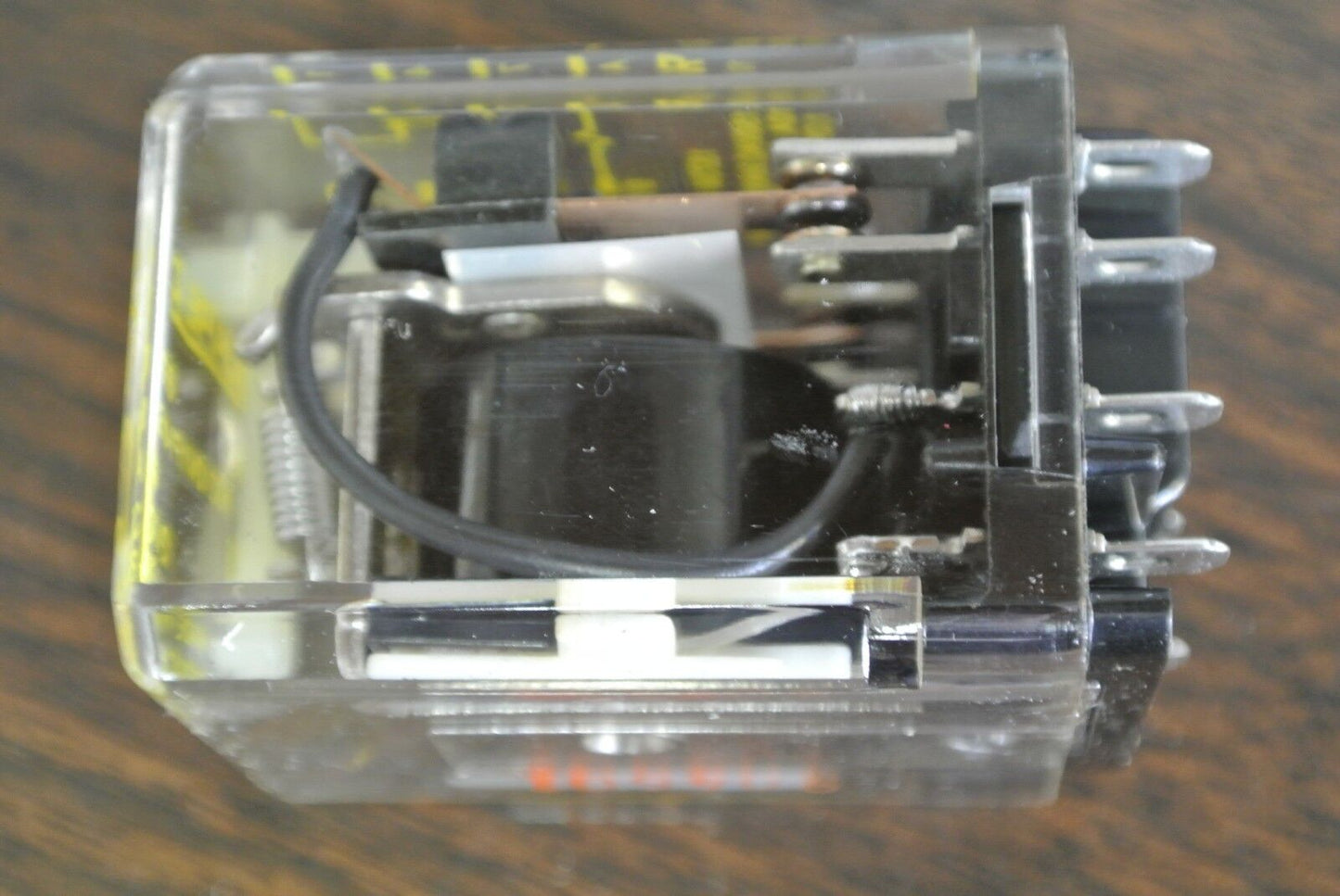 SQUARE D - KXD12M1P14V51 GENERAL PURPOSE RELAY DPDT 15A 12VDC COIL - NEW SURPLUS