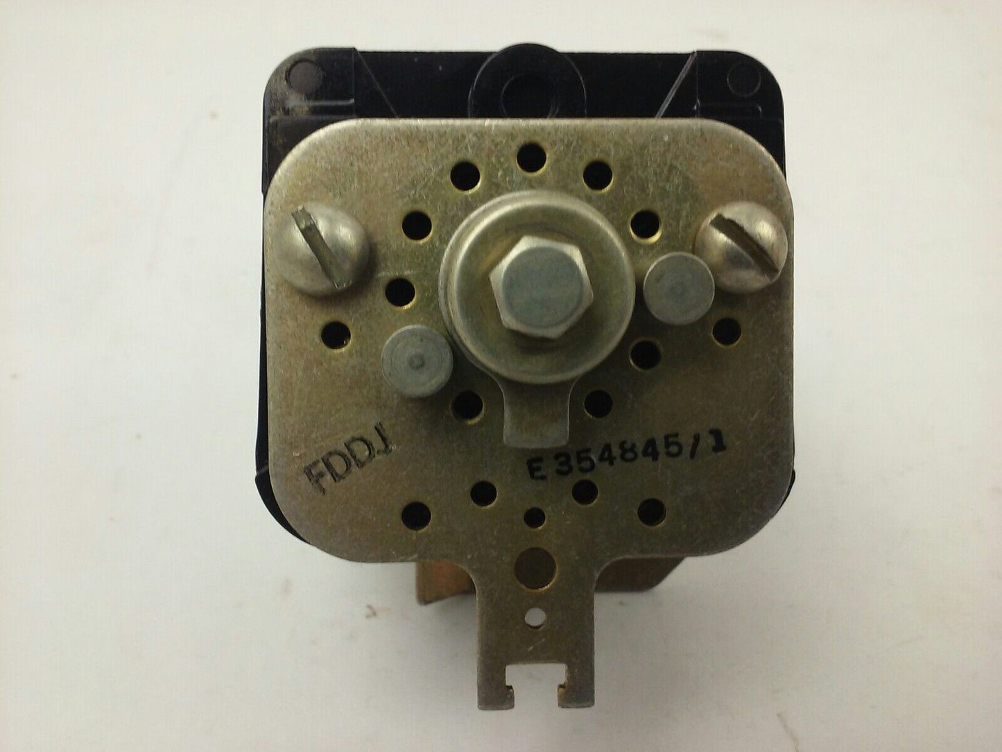 ALLEN BRADLEY E354845/1 ROTARY PILOT SWITCH, SIZE 10, 25A, E354845-1, BUL. 806