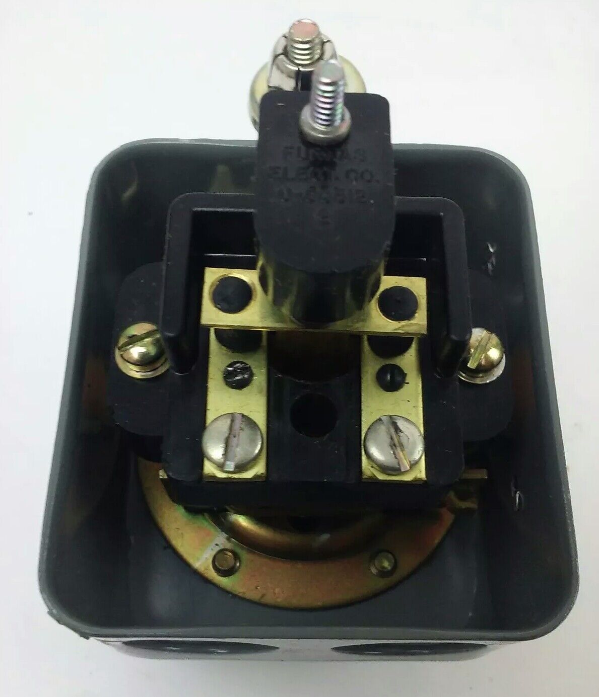 ALLIS CHALMERS CLASS 6135 14-961-350-48-115 PRESSURE SWITCH, 550V,NEW SURPLUS,