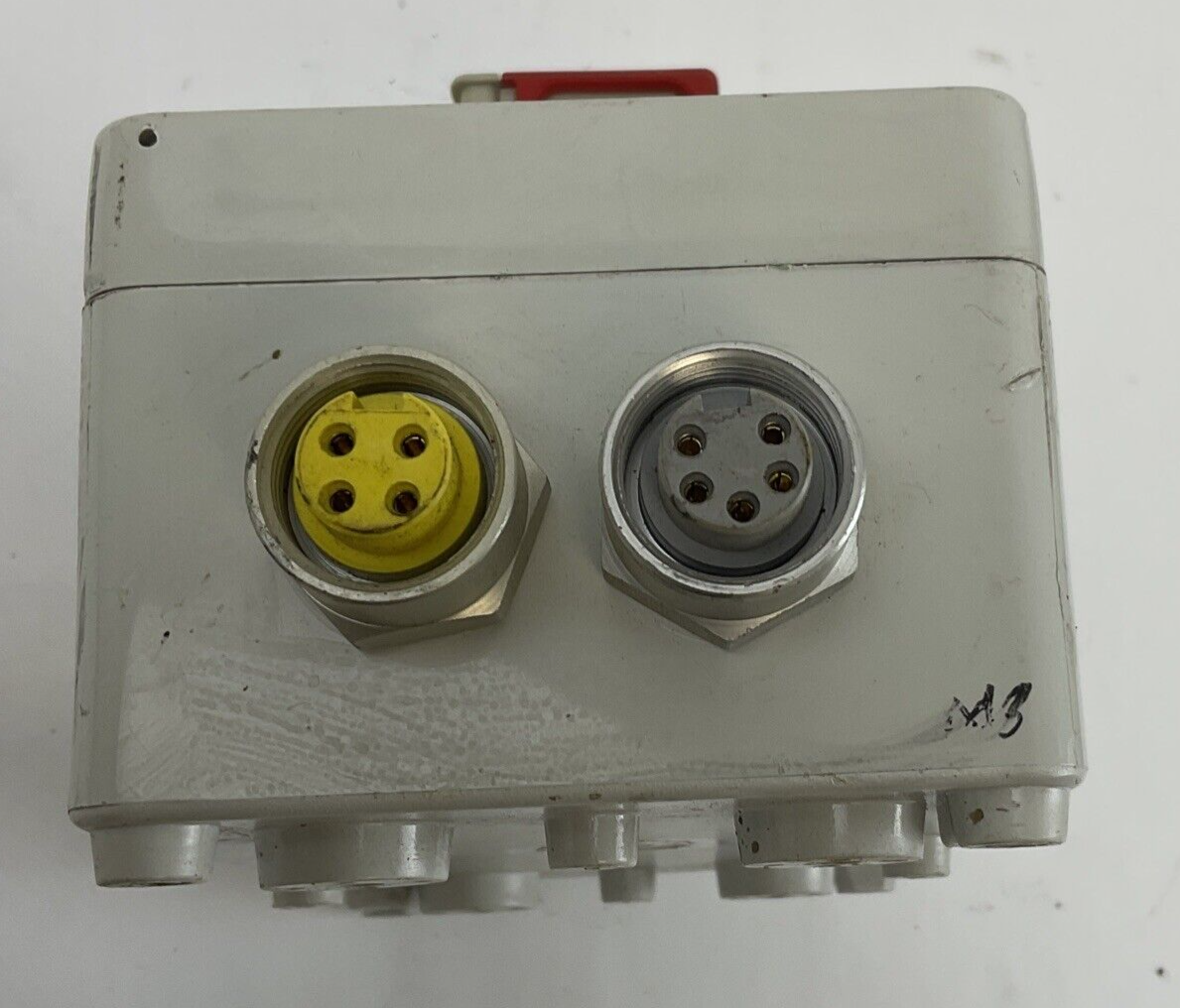 TELEMECANIQUE VC1GU V SWITCH CONTROL STATION 10HP 600V 24VDC