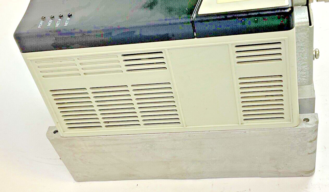 ALLEN BRADLEY 20AD2P1A0AYNANNN POWERFLEX AC DRIVE SER.A FRMW:2.009
