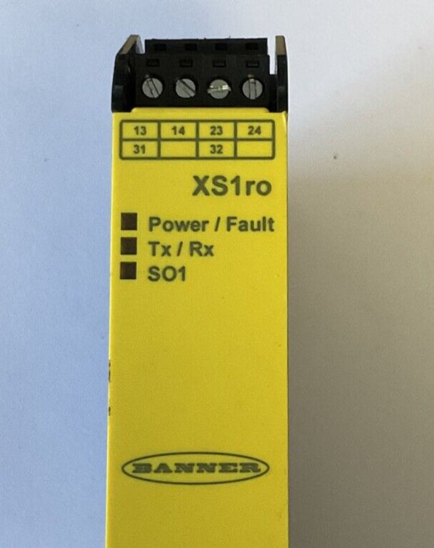BANNER XS1RO SAFETY CONTROLLER 250VAC 24VDC 6A RELAY SAFETY OUTPUT MODULE