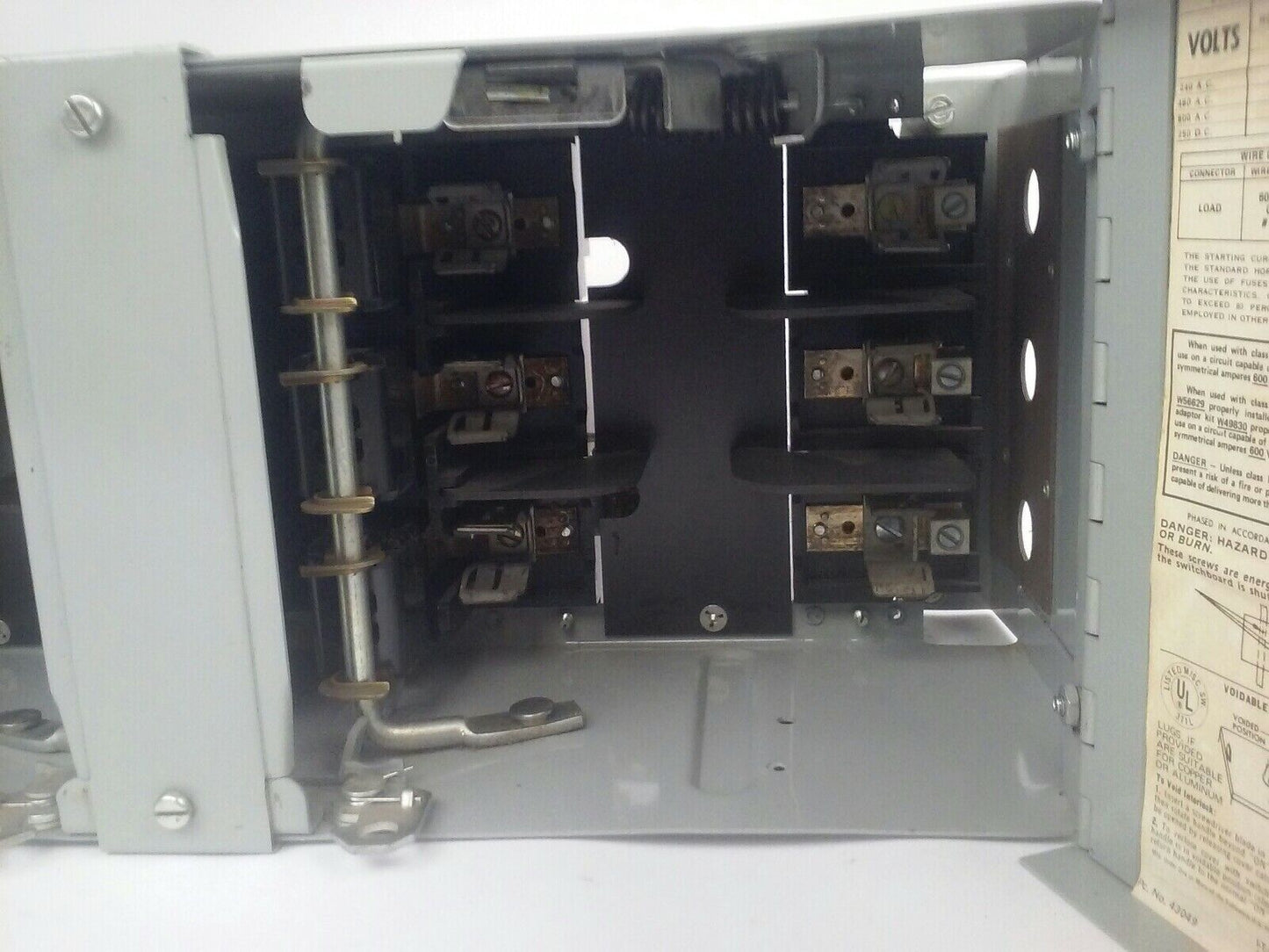 ITE V7E3611R TWIN FUSIBLE VACU BREAK PANELBOARD SWITCH 600V 30A 20HP 3P 3PH