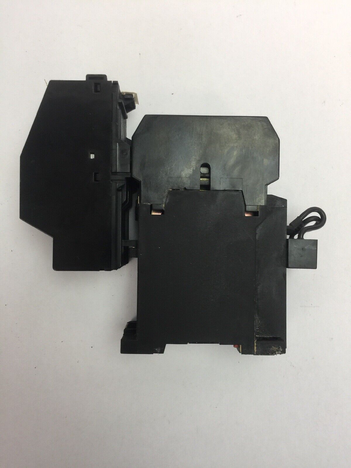GE STARTER CR7ZB CONTACTOR 600VAC 25A 10HP COIL 24V CR7G1TN RELAY 10-13A