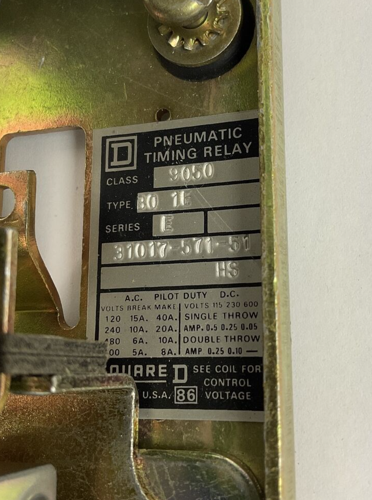 SQUARE D 9050 B0-1E TIMING RELAY SER.E