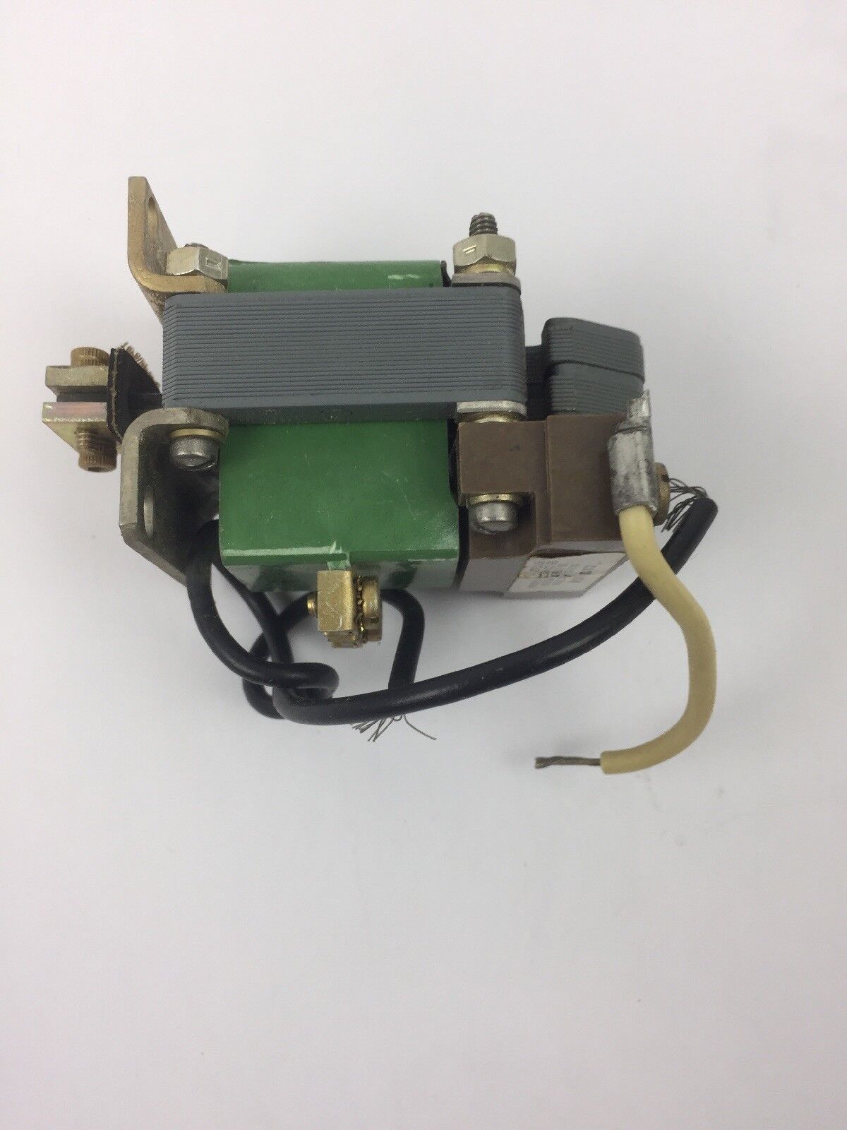 GE CR9500A203A2A SOLENOID 115 VDC PUSH FORM END MGT