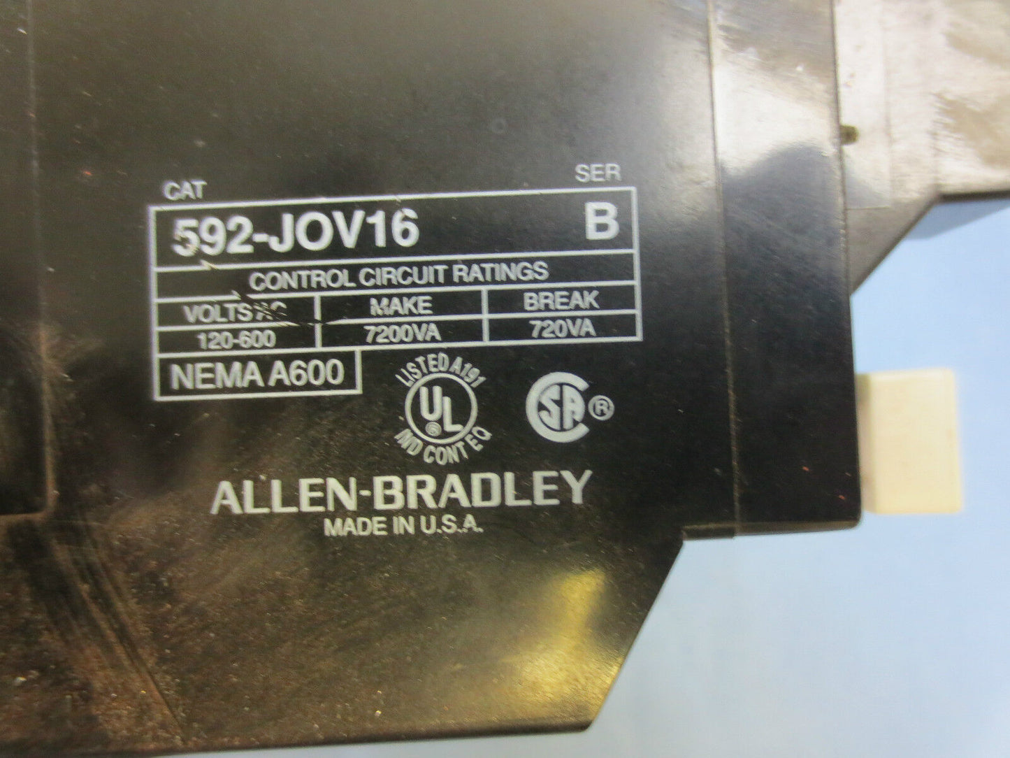 ALLEN-BRADLEY 592-TPD300 Ser. A OVERLOAD RELAY 304A w/ 592-JOV16 w/ W39 HEATERS