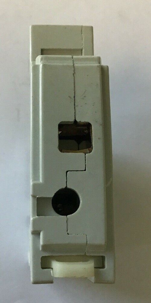 ALLEN BRADLEY 1492-CB1 G060 6A 3/4HP***LOTOF9***