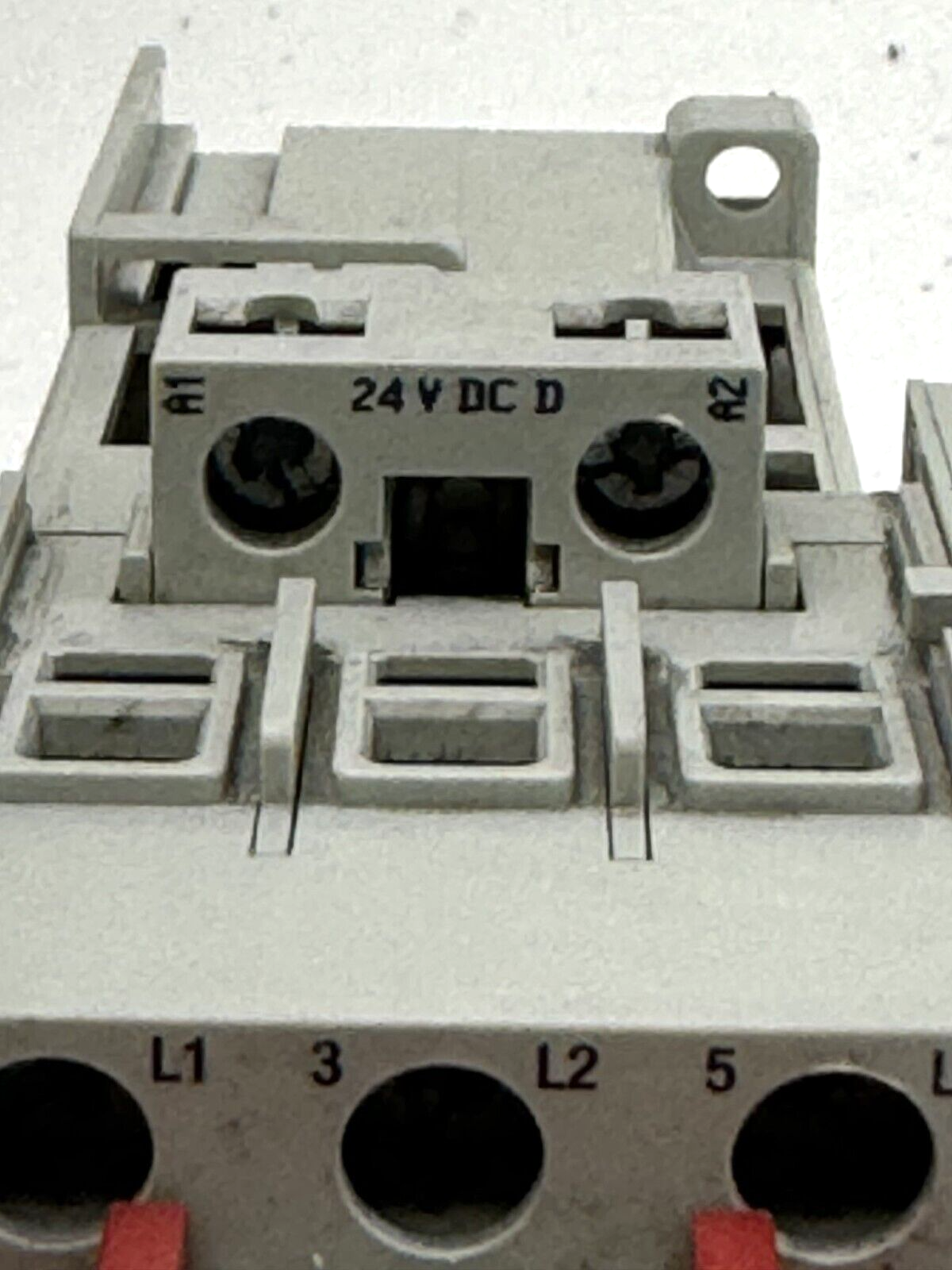 ALLEN-BRADLEY - 100S-C37DJ14C SER. C - SAFETY CONTACTOR W/ 24 VDC COIL