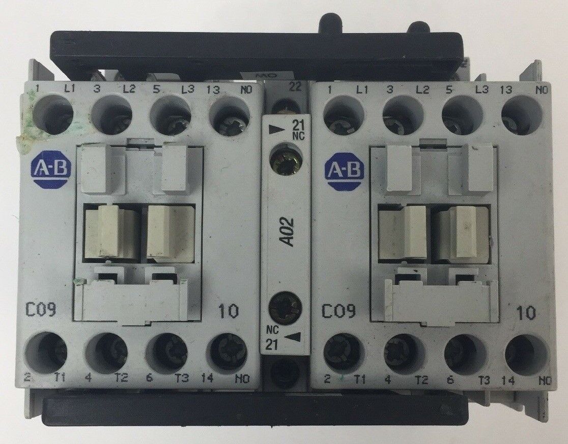 ALLEN BRADLEY 100-C09Z*10 REVERSING CONTACTOR 600VAC 25A COIL 24VDC