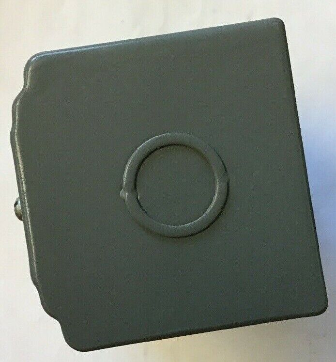 CUTLER HAMMER 10250H1051C PUSHBUTTON STATION START-STOP-JOG-ON 2BUTTON
