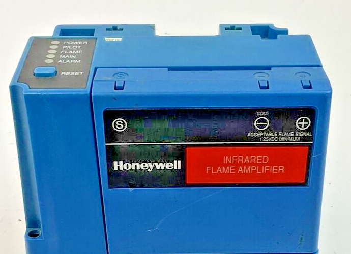 HONEYWELL RM7800L1012 INFRARED FLAME AMPLIFIER BURNER CONTROL