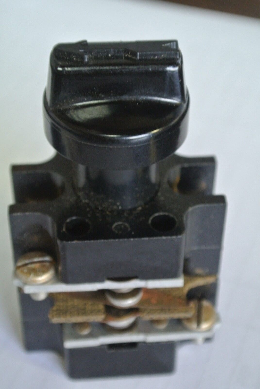 ALLEN-BRADLEY X-47927 - 3-POSITION SELECTOR SWITCH ASSEMBLY - NEW SURPLUS