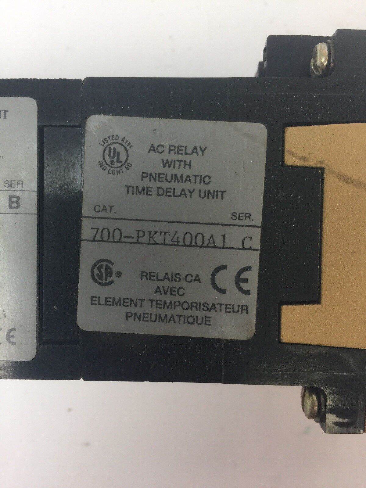 ALLEN BRADLEY 700-PKT400A1 AC RELAY WITH PNEUMATIC TIME DELAY UNIT COIL 115-120V