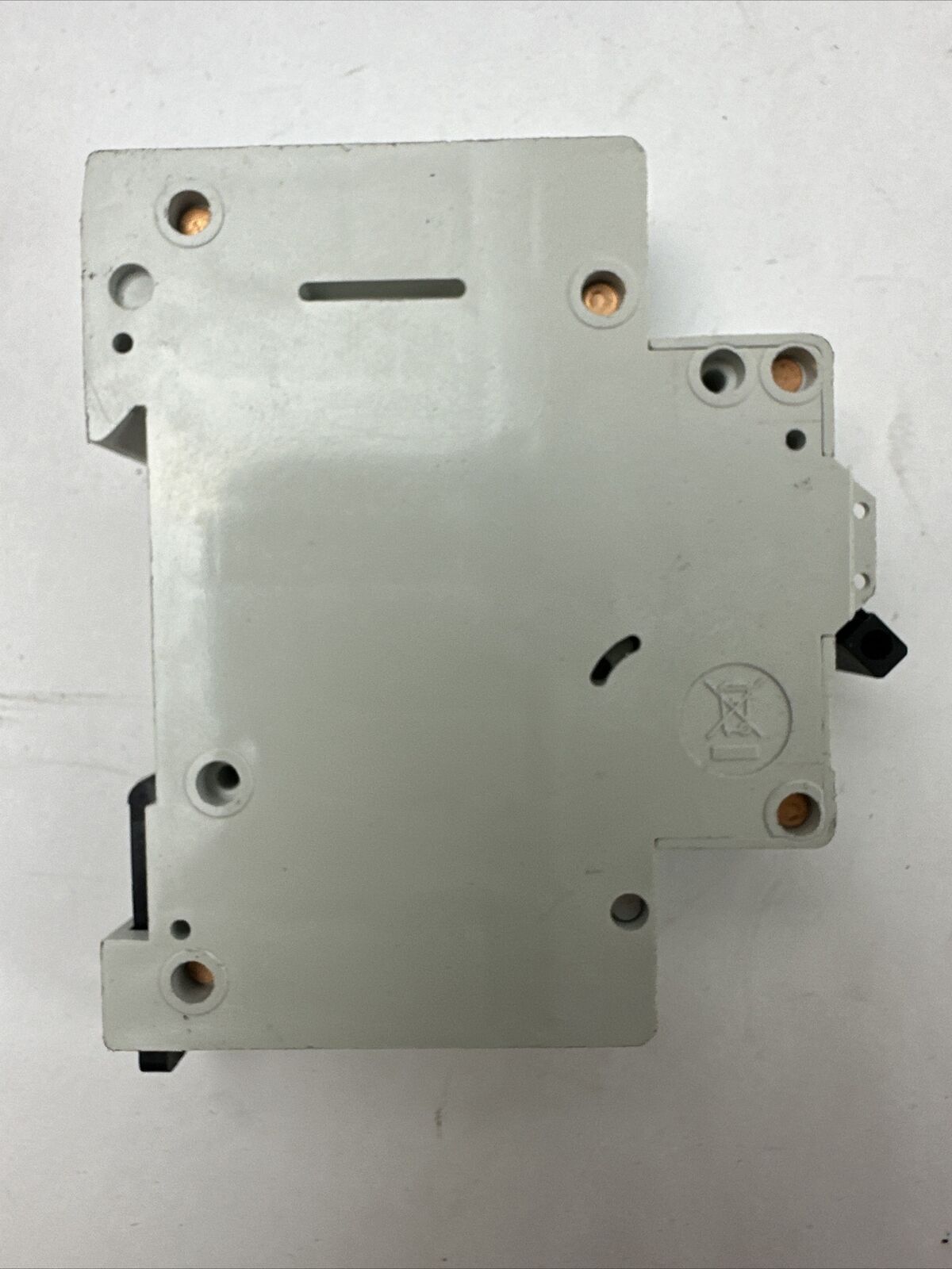 EATON FAZ-B10/1-SP CIRCUIT BREAKER 10A 230/400VAC 240/415VAC 1POLE