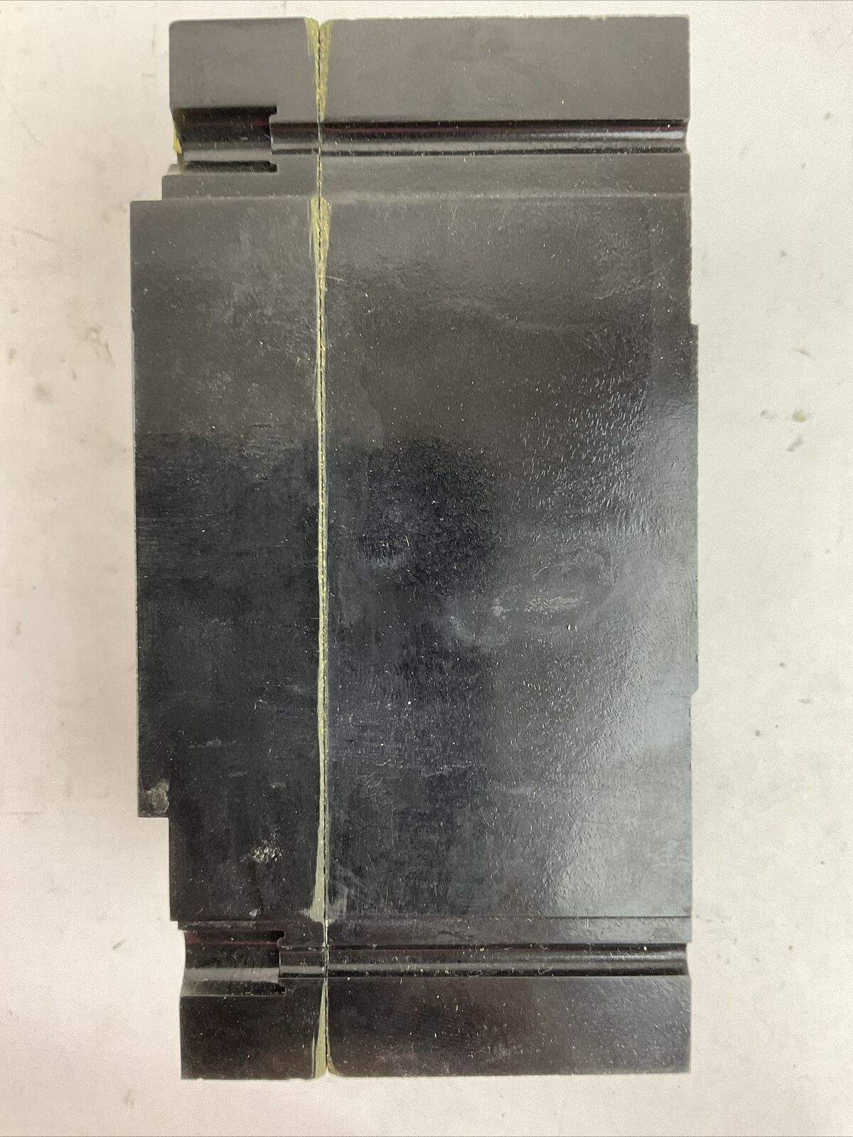 GE TED134C5020 CIRCUIT BREAKER 480VAC 20AMP 3POLE