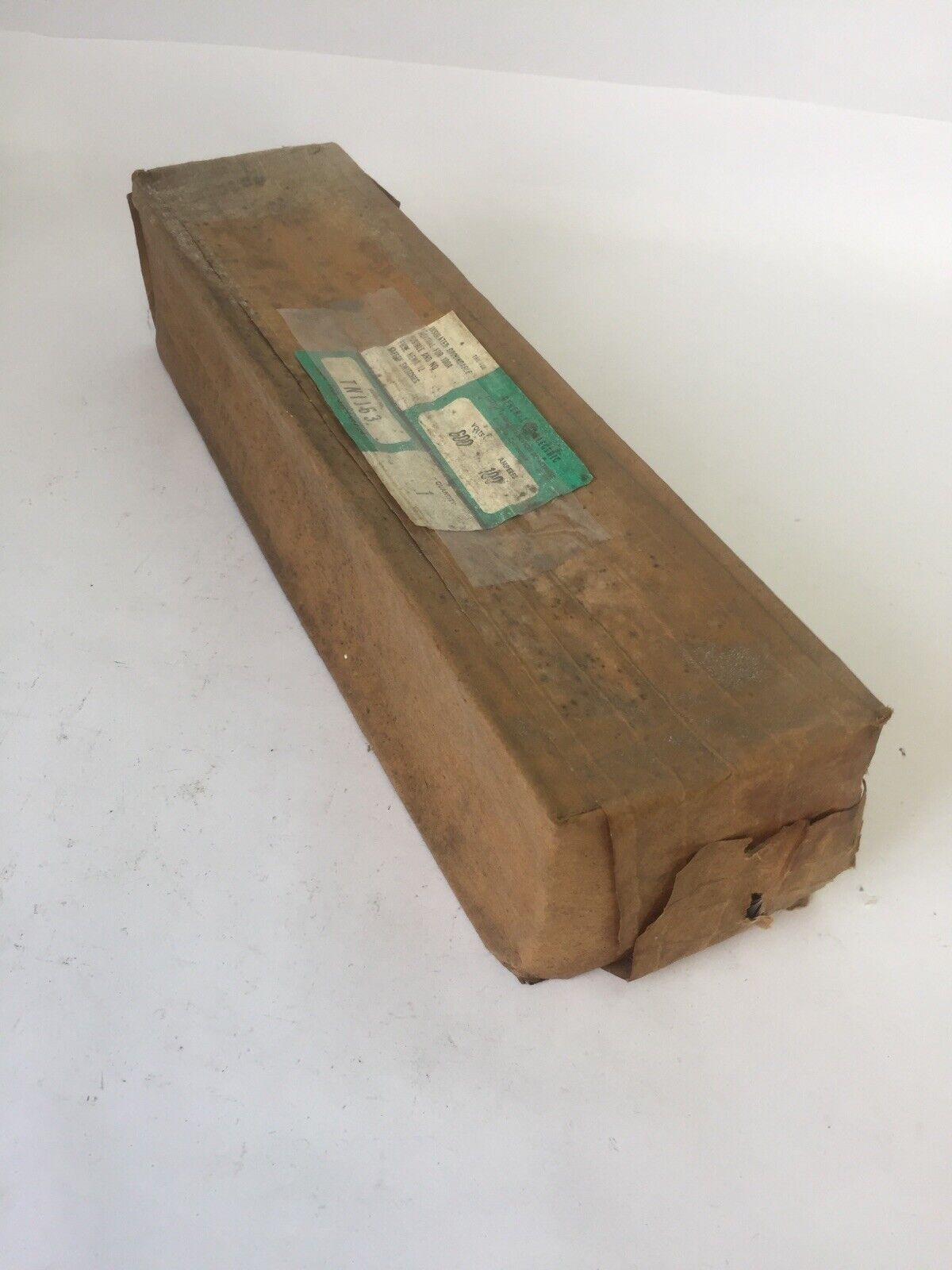 GE TNIJ63 600V INSULATED GROUNDABLE NEUTRAL FOR 100A FUSIBLE AND NO FUSE NEMA 12