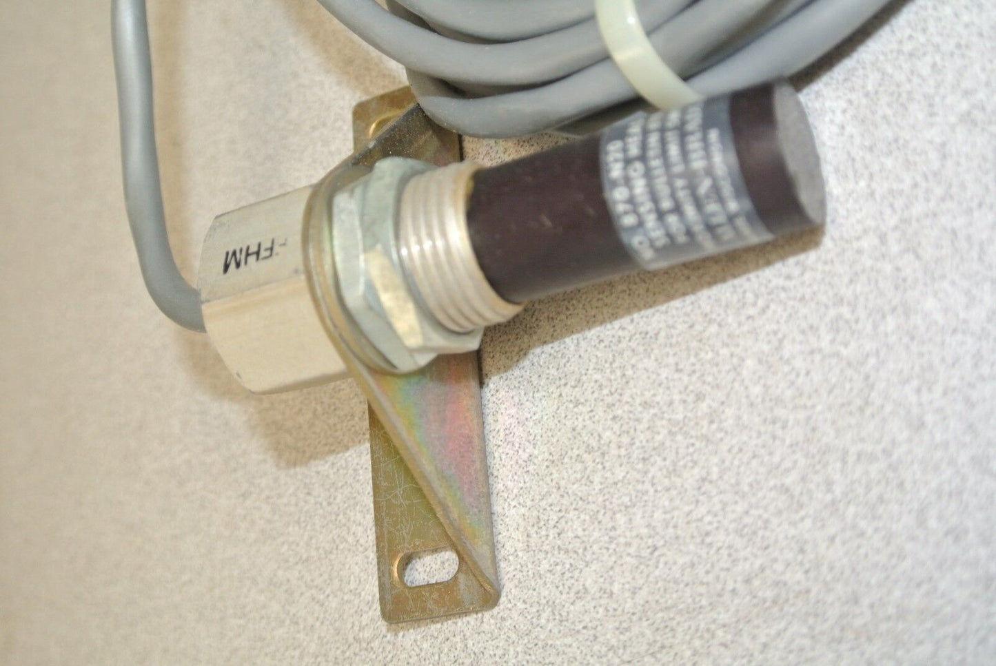 ALLEN-BRADLEY 870-N20 Ser. C / SENSING HEAD, 5/8" DIAMETER - NEW SURPLUS