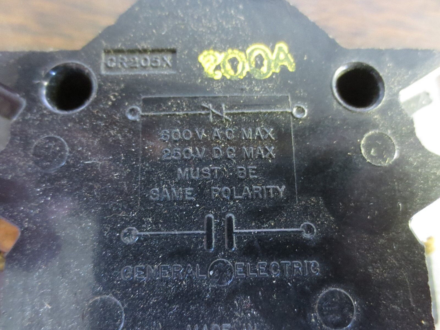 GENERAL ELECTRIC CR205X200A AUXILIARY CONTACT KIT - NEW SURPLUS
