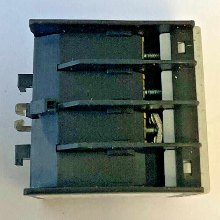 SIEMENS 3RH1911-1HA12 AUXILIARY CONTACT 10A 240V****LOTOF3****