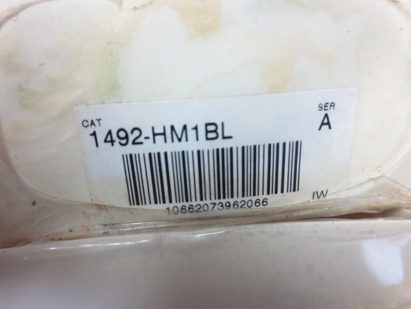 A-B 1492-HM1 TERMINAL BLOCKS WHITE (106), RED (55), GREEN (40), BLACK (59) NEW