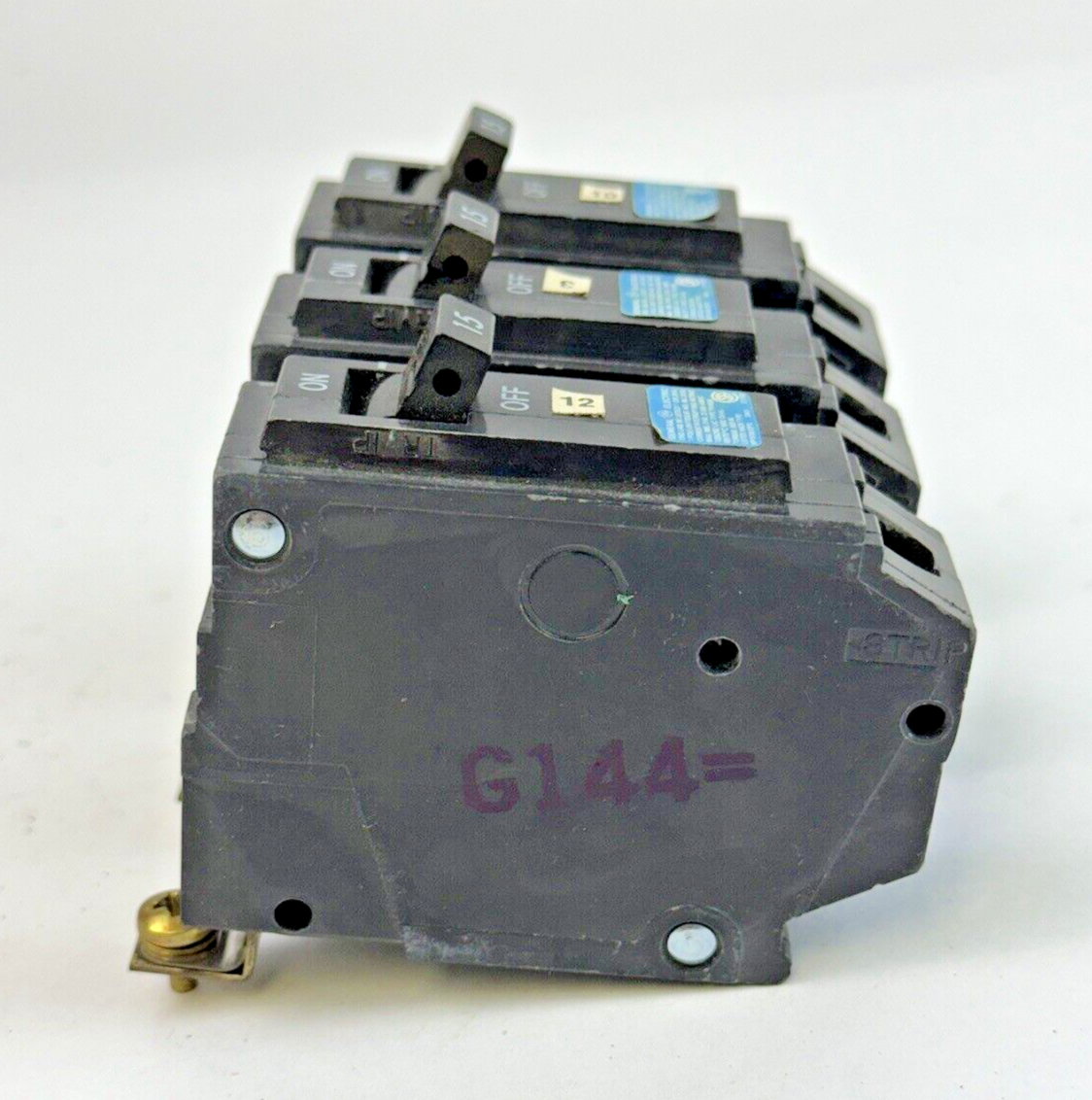 GE **LOT OF 3** THHQB1115 - CIRCUIT BREAKER - 1 POLE, 15 A, 240 VAC