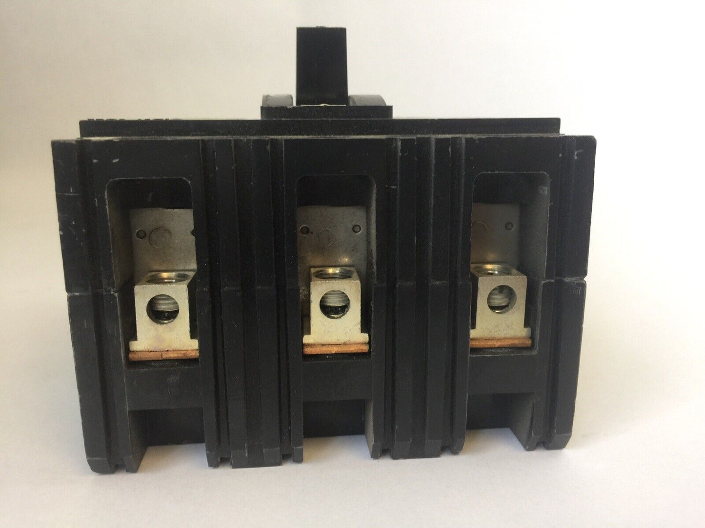 SQUARE D FAP3600311M CIRCUIT BREAKER SER 2 600VAC 3AMP 3POLE