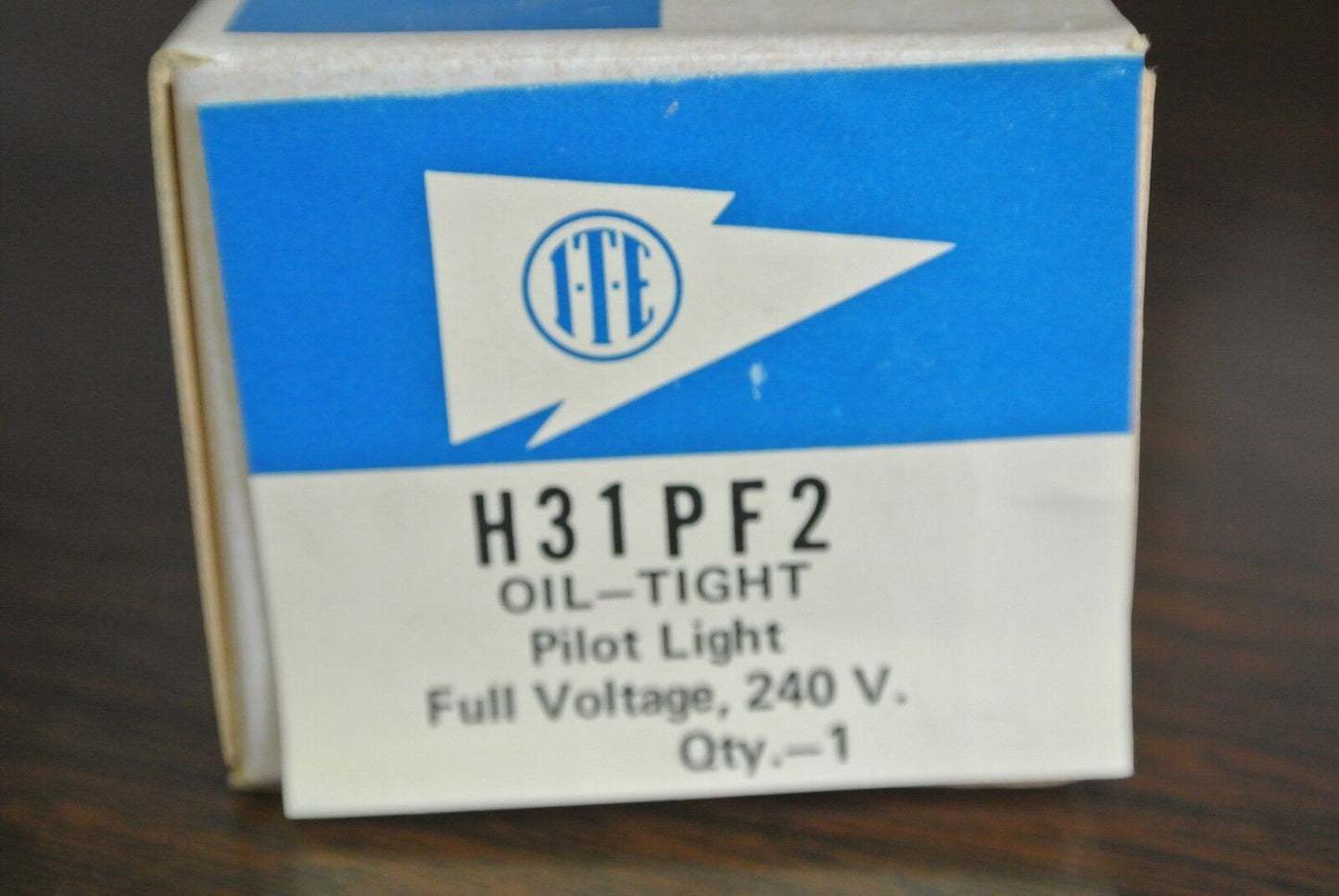 I-T-E H31PF2 OIL-TIGHT PILOT LIGHT - FULL VOLTAGE, 240V NEW SURPLUS
