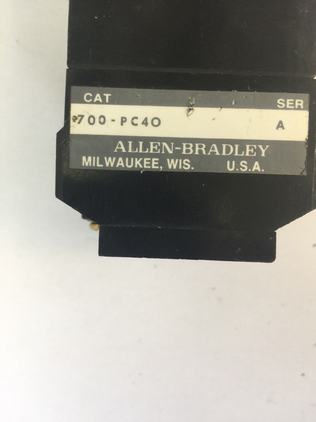ALLEN BRADLEY 700-P800A1 AC RELAY SER B 600VAC COIL 115-120V 60HZ 700-PC40 SER A