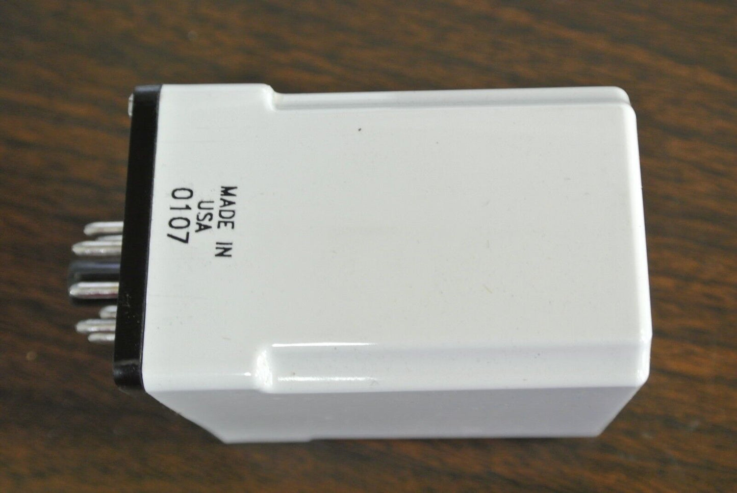 ALLEN-BRADLEY 700-HTF12F16A1 ON-DELAY 180-SEC. FIX TIMING RELAY 120V NEW SURPLUS