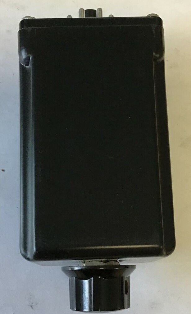 SIGNALINE 330-120V-300S OPERATE DELAY RELAY