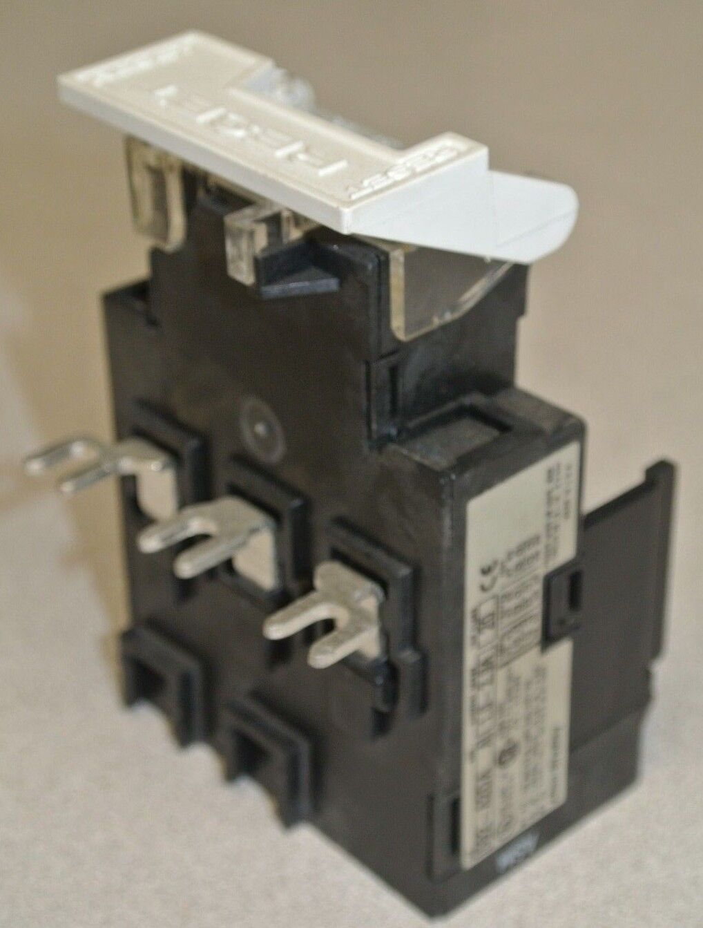 ALLEN-BRADLEY 592-A2DA OVERLOAD RELAY / 1.0-2.9A / TRIP CLASS 20