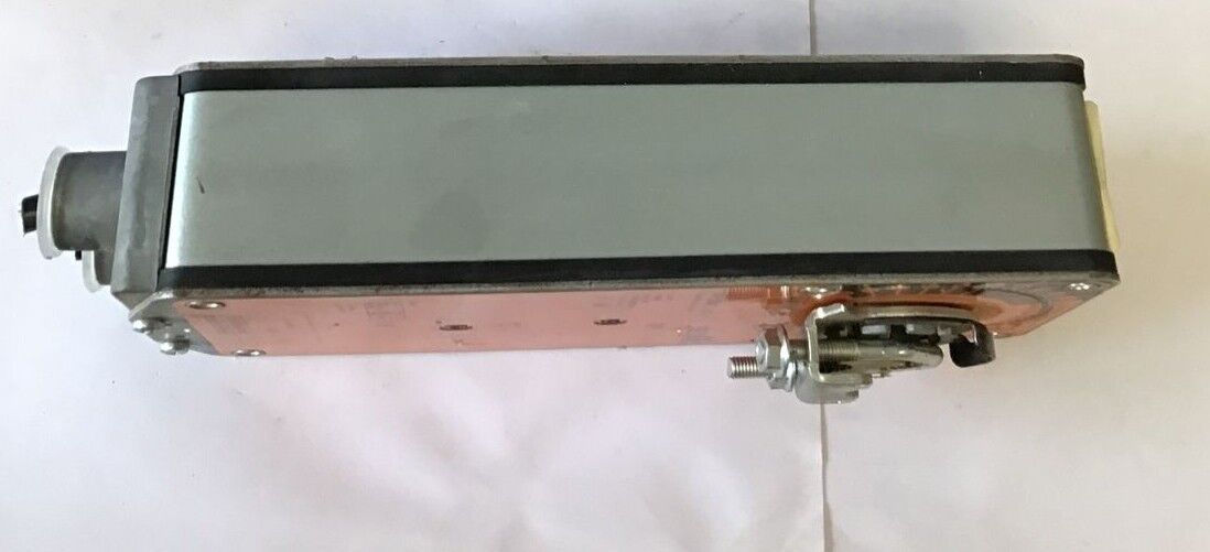 BELIMO AF120-S SPRING RETURN ACTUATOR 120VAC 50/60HZ 11VA 8W
