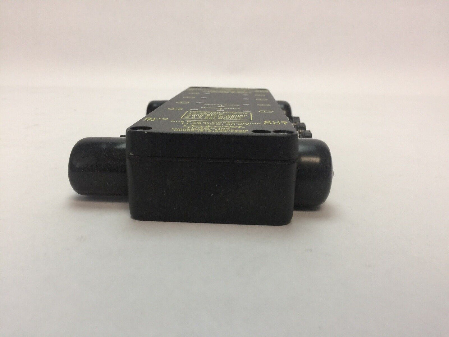 TURCK CDN-OM-8-0026 NETWORK STATION PROTECTED OUTPUT 18-26VDC 9A MAX BUS THRU