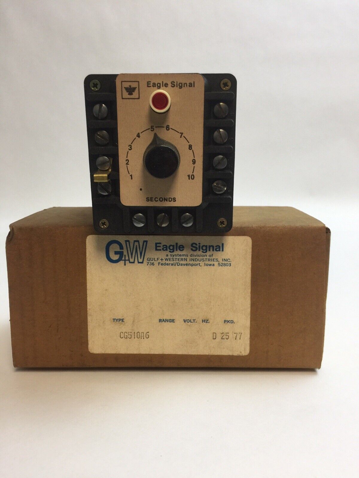 EAGLE SIGNAL CONTROLS CG510A6 TIME DELAY RELAY 5D77X