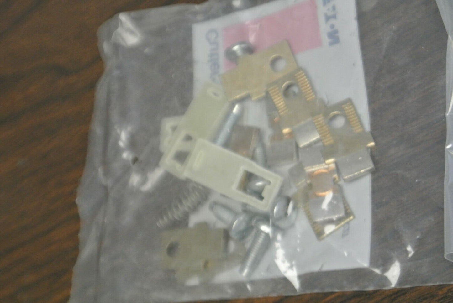 CUTLER-HAMMER 6-331-16 CONTACT KIT / 3 POLE / 40A / NEW SURPLUS