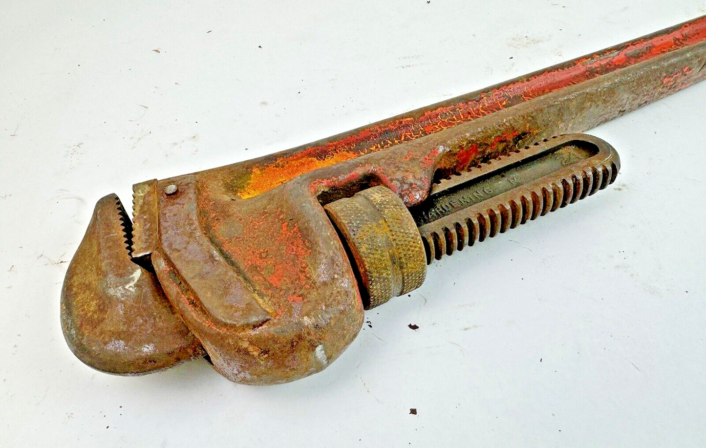 RIDGID - 24 - HEAVY-DUTY PIPE WRENCH