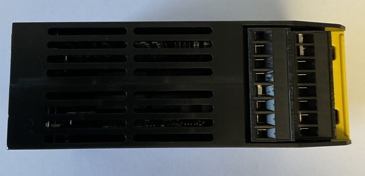 BANNER XS26-2 SAFETY CONTROLLER 24VDC BASE CONTROL MODULE