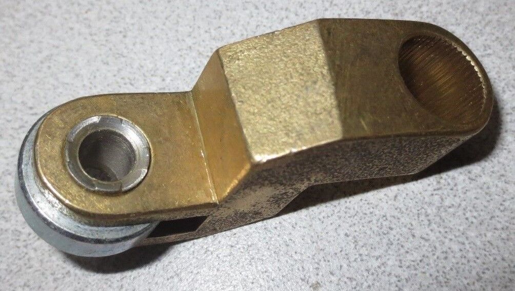 NAMCO EL020-53325 REGULAR OFFSET LIMIT SWITCH ROLLER LEVER - NEW SURPLUS