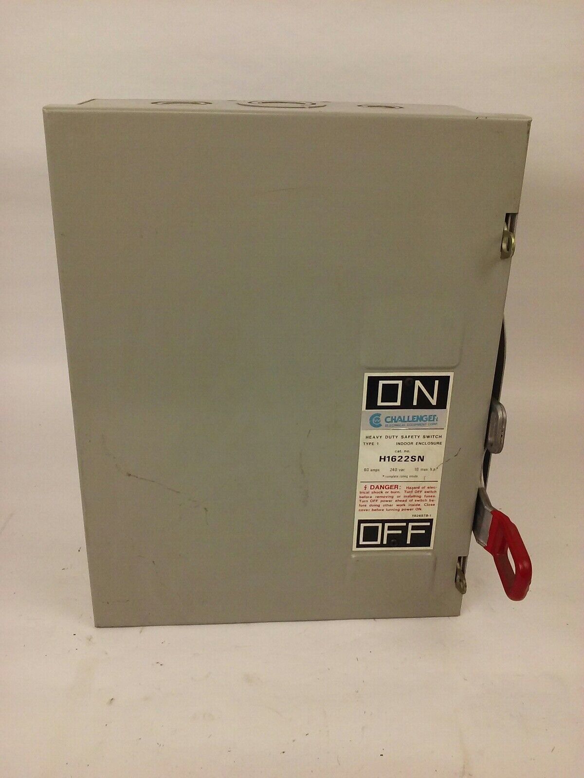 CHALLENGER H1622SN, H.D. SAFETY SWITCH, TYPE 1 INDOOR, 60A, 240V, FUSIBLE, NEW