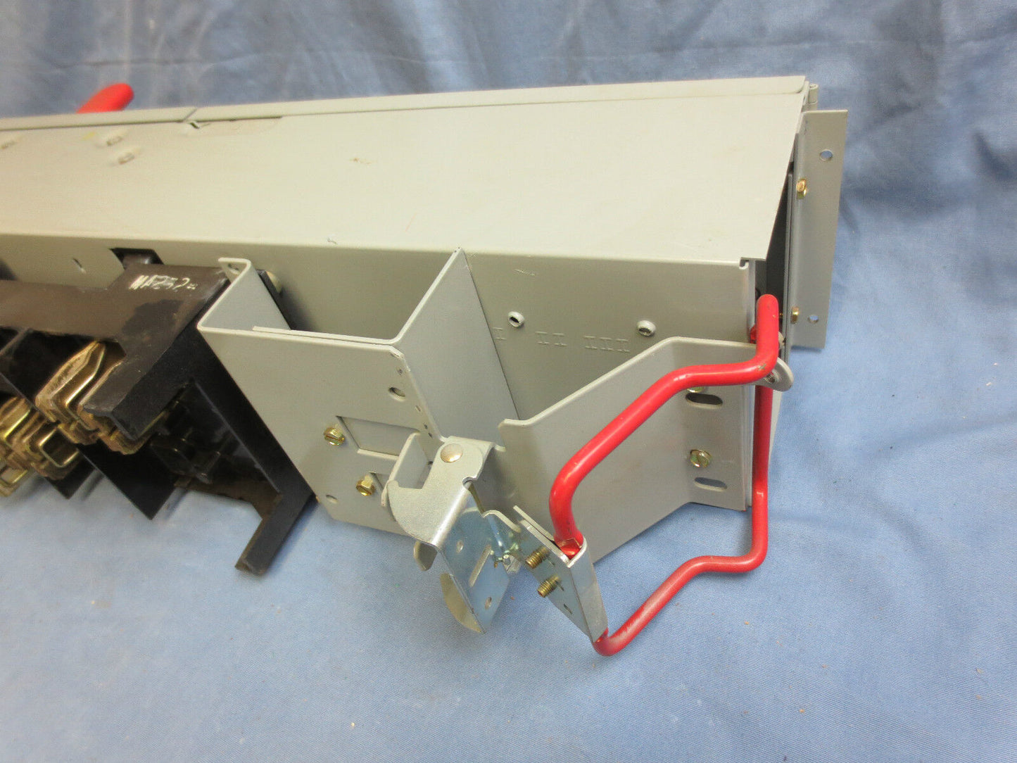 GE ADS32030HD SPECTRA FUSIBLE SWITCH UNIT - 30A 240V 3-POLE - NEW SURPLUS