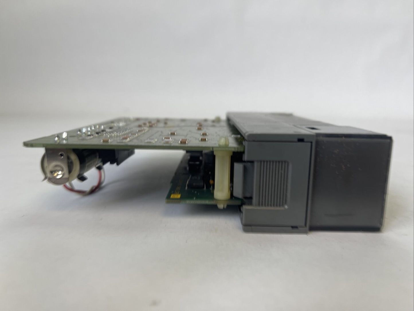 ALLEN BRADLEY 1747-L532 SER D PROC REV 4 PROCESSOR UNIT 1747-OS302 SER A FRN 9