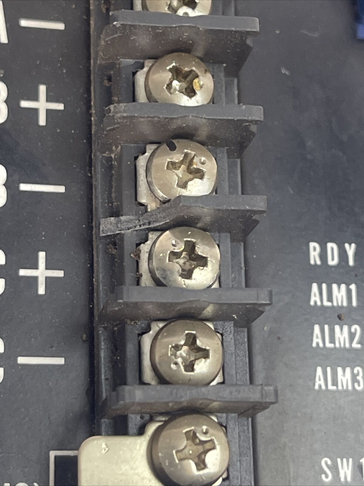 NSK EM0810A15-05 SERVO DRIVE 90-240VAC
